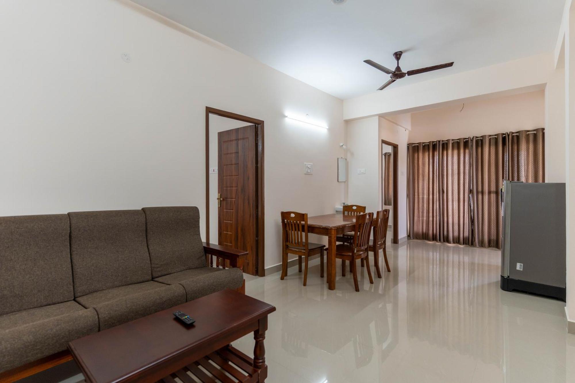 Aishwaryam Service Apartment Ченнаи Экстерьер фото