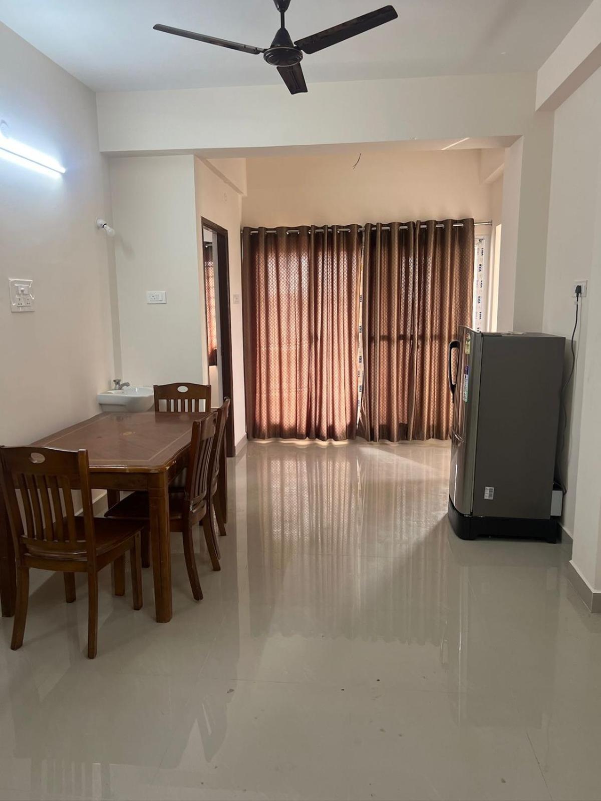 Aishwaryam Service Apartment Ченнаи Экстерьер фото