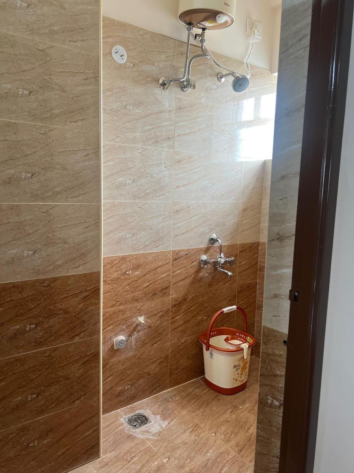 Aishwaryam Service Apartment Ченнаи Экстерьер фото